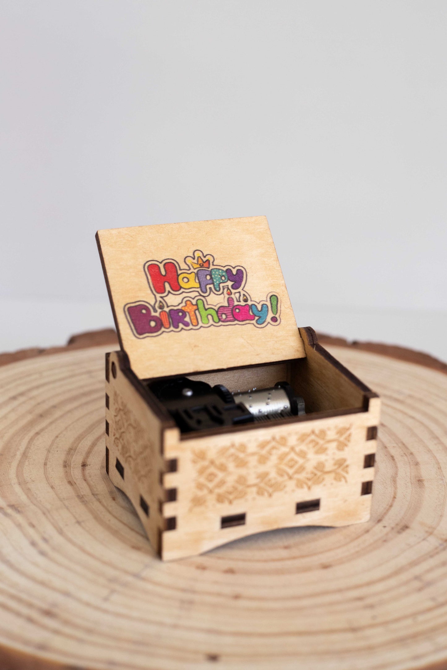 Happy Birthday - Cajita Musical