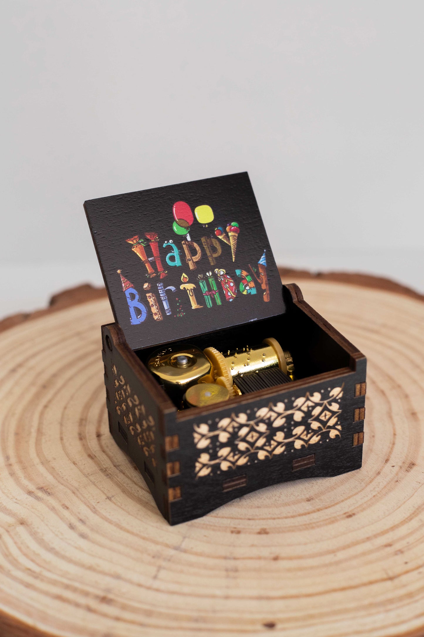 Happy Birthday (Golden N) - Cajita Musical