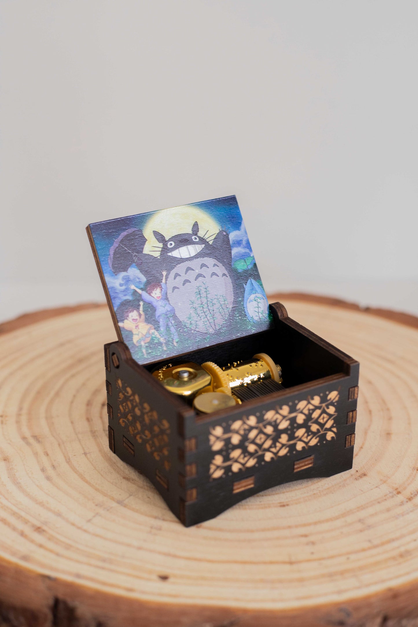 Totoro - Cajita Musical (Golden)