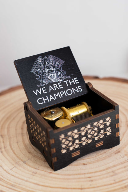 Queen - We Are The Champions