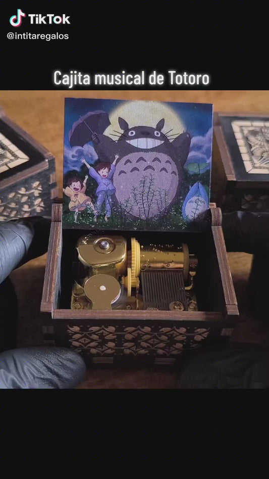 Totoro - Cajita Musical (Golden)